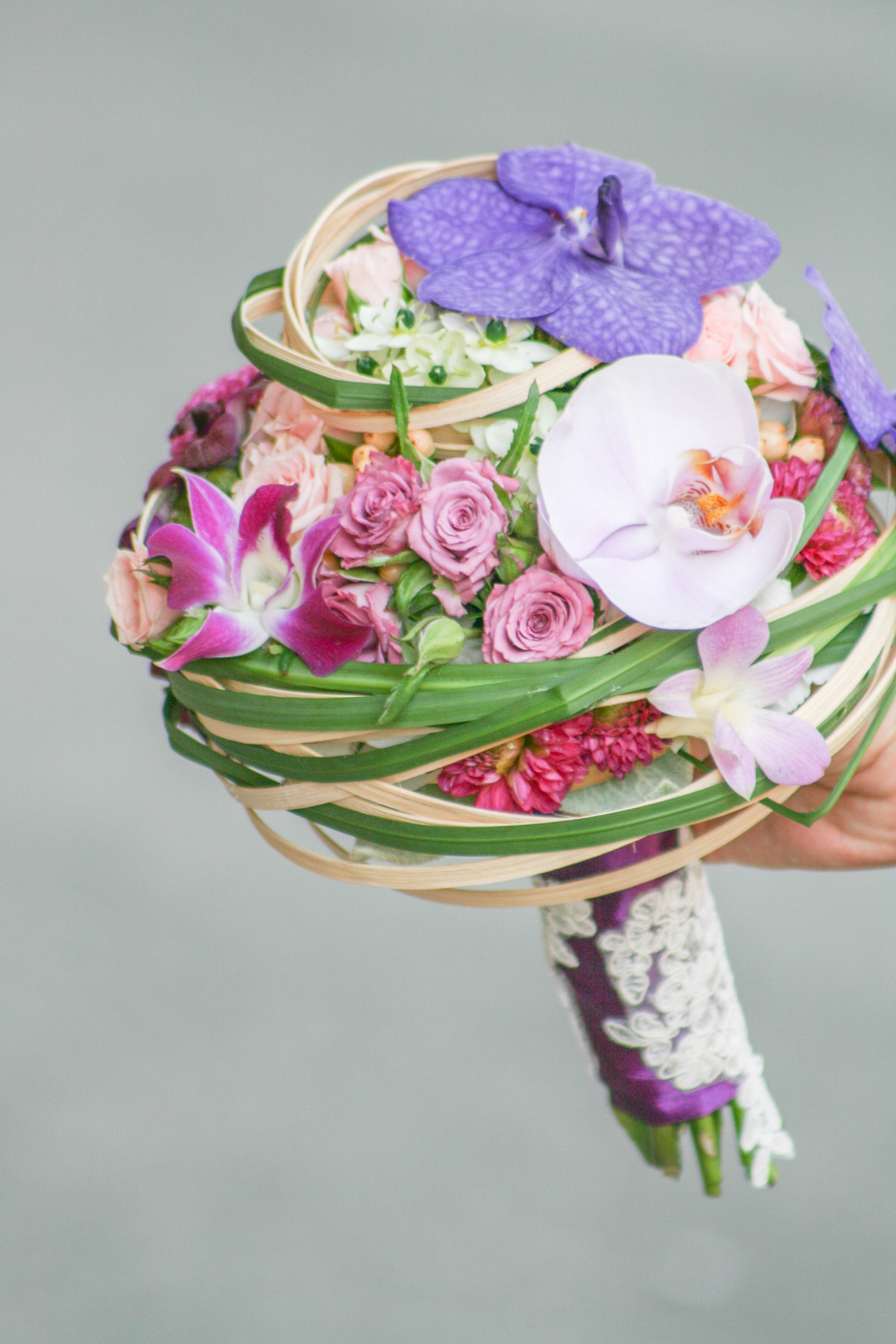 Poza, foto cu Flori de nunta buchet mireasa, maner buchet, orhidee in Arad, Timisoara, Oradea (wedding flowers, bouquets) nunta Arad, Timisoara, Oradea