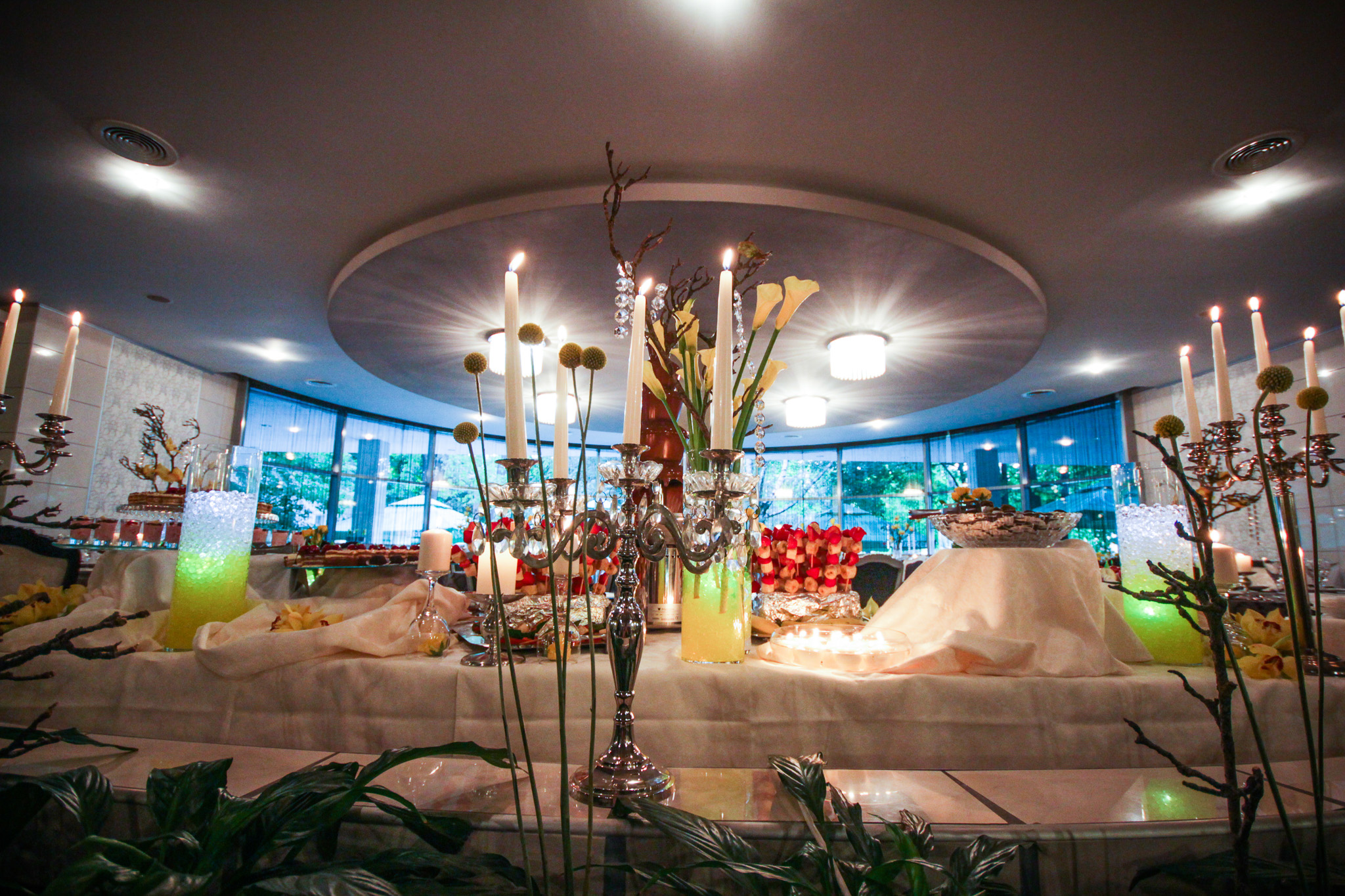 Poza, foto cu Flori de nunta calla, decor candy bar in Arad, Timisoara, Oradea (wedding flowers, bouquets) nunta Arad, Timisoara, Oradea